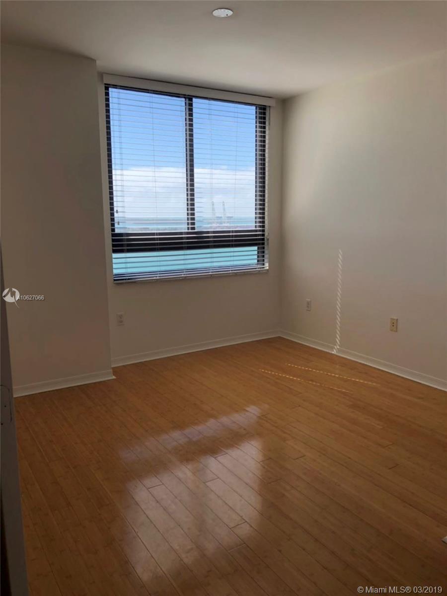 THE WAVERLY AT SOUTH BEAC - Residential Lease