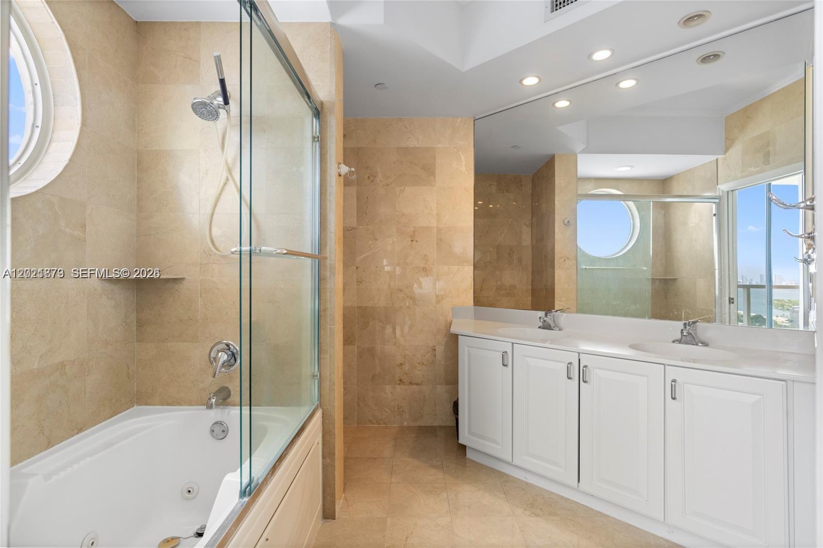 ST TROPEZ OCEAN CONDO - Residential