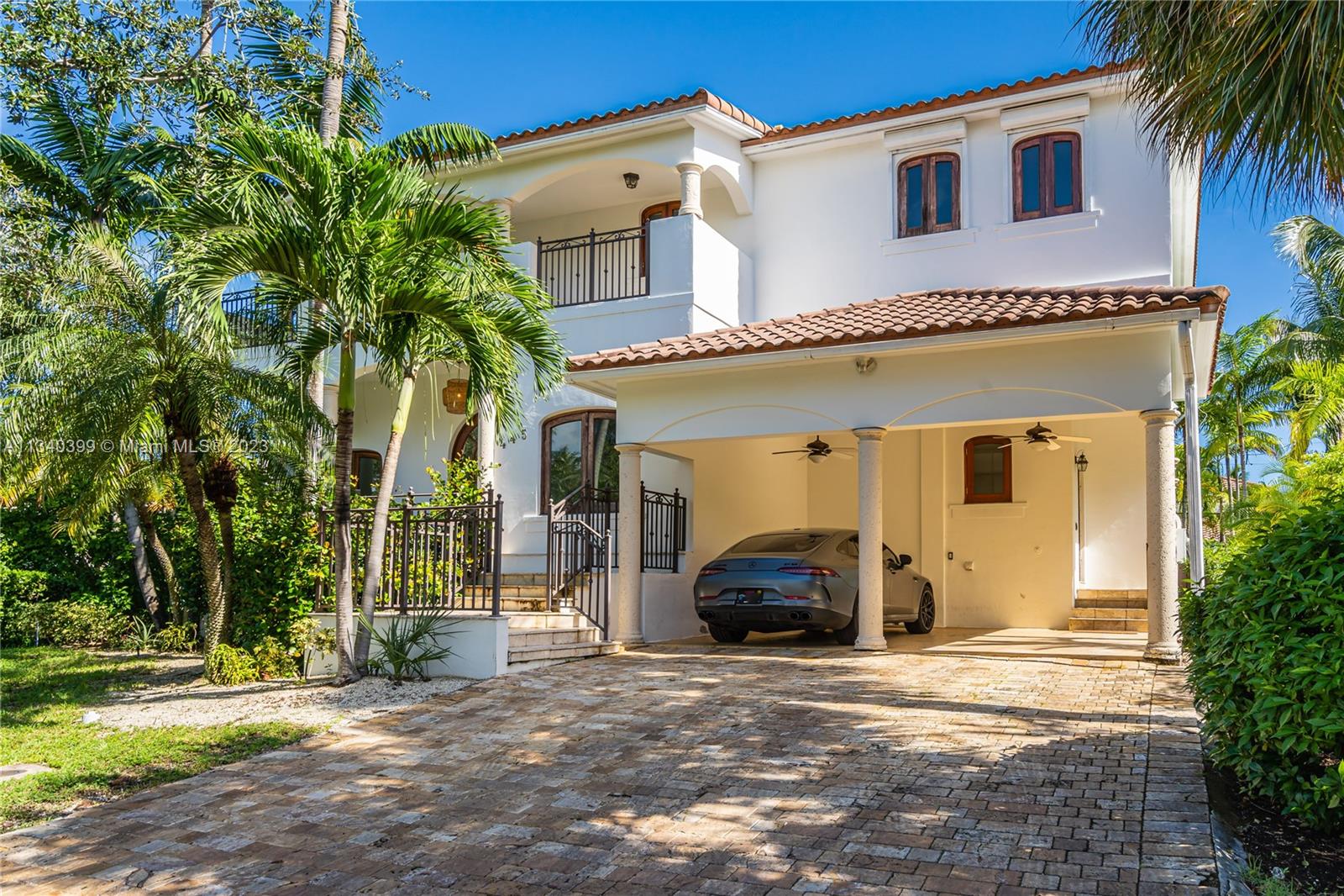 TROPICAL ISLE HOMES SUB 1 - Residential