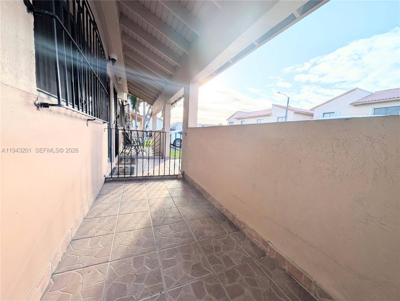 EL PRADO XI CONDO - Residential