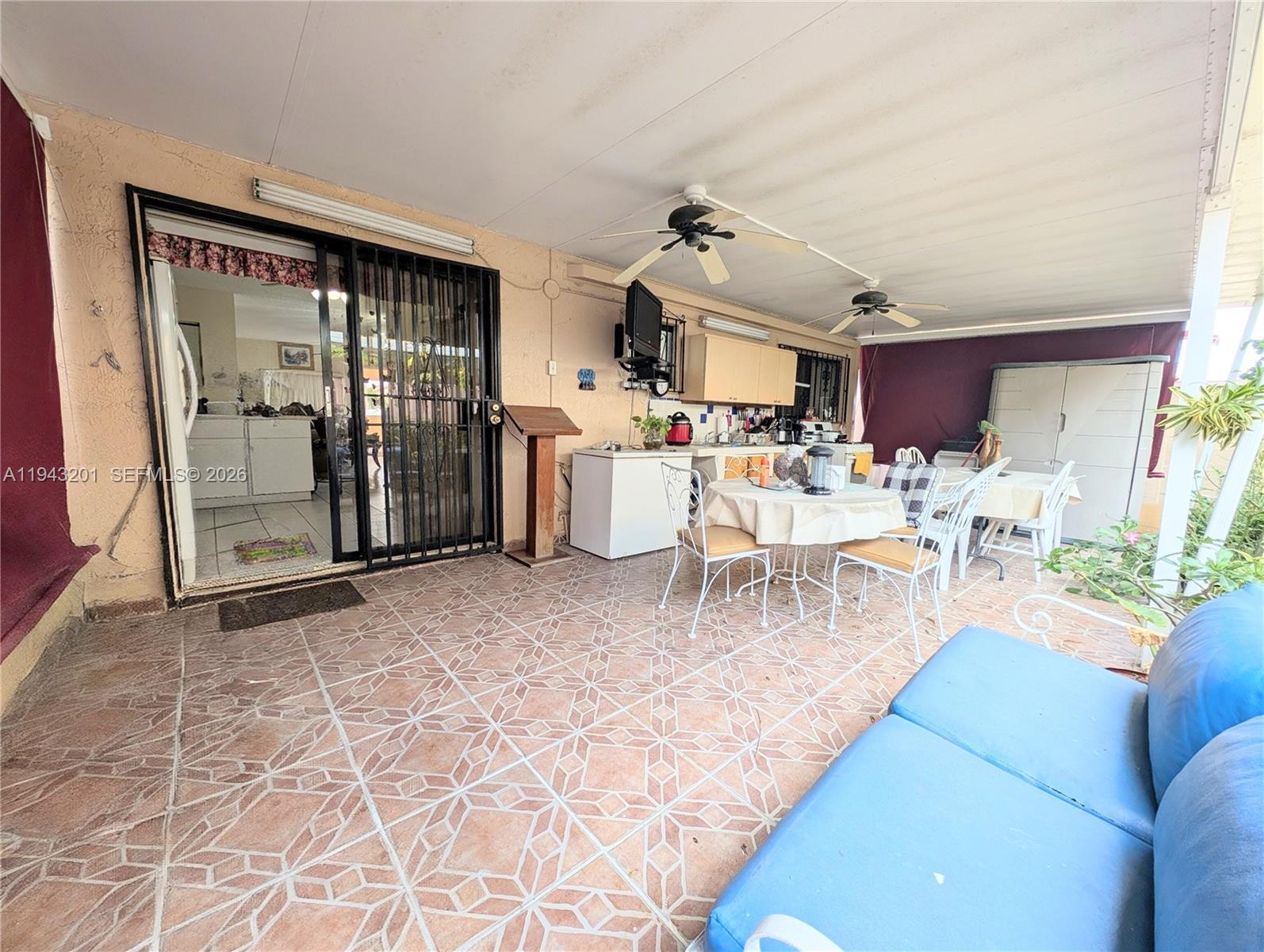 EL PRADO XI CONDO - Residential