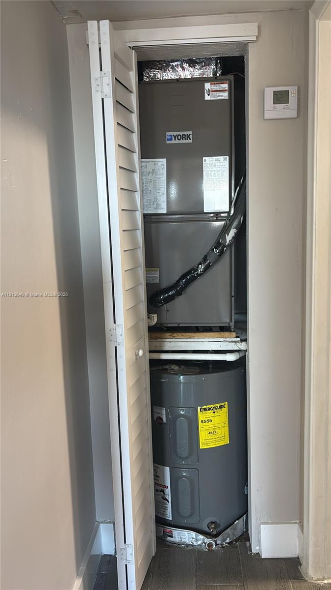 TROPICAL TERRACE CONDO - Residential Lease