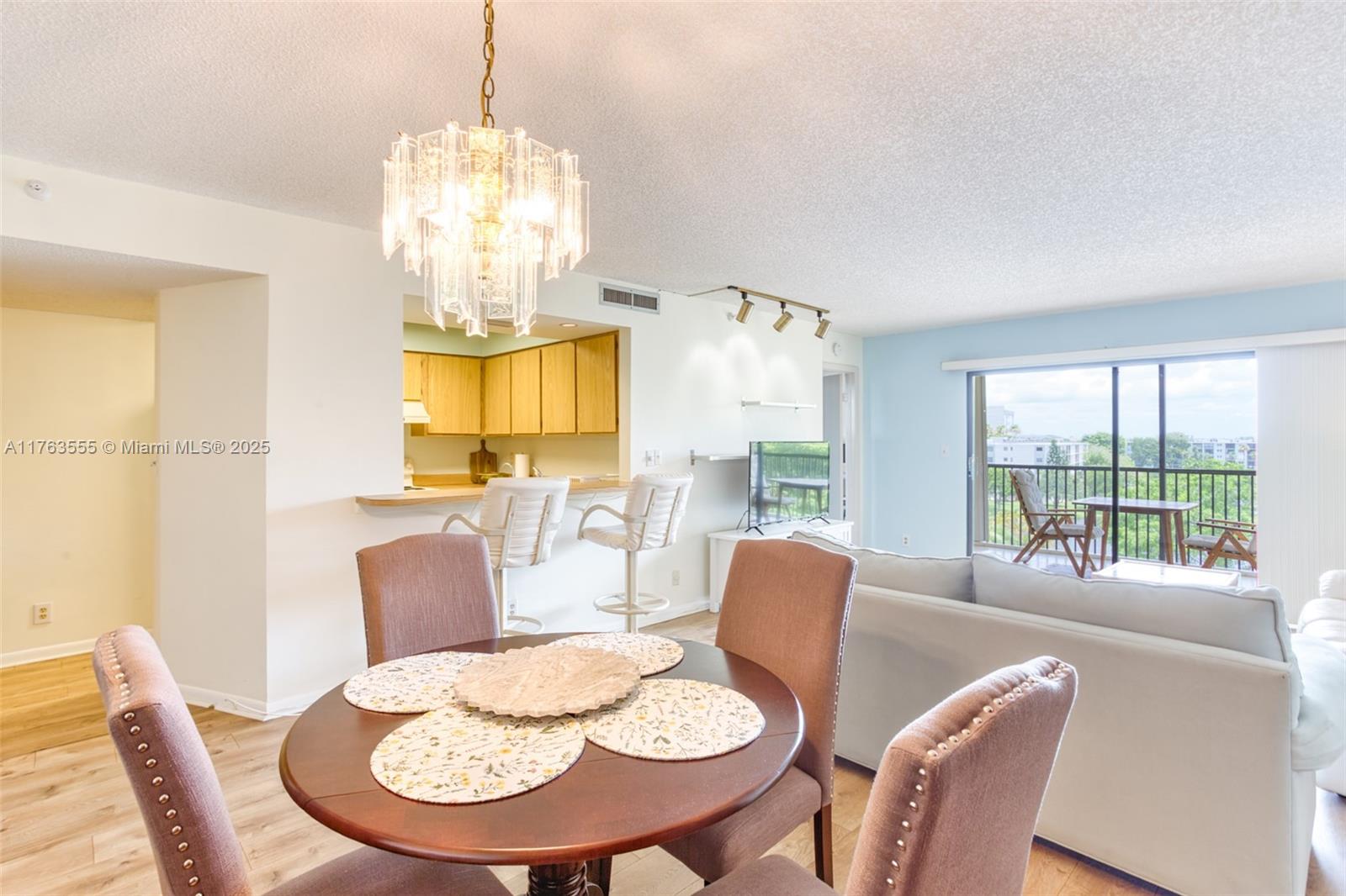 CYPRESS BEND CONDOMINIUM - Residential