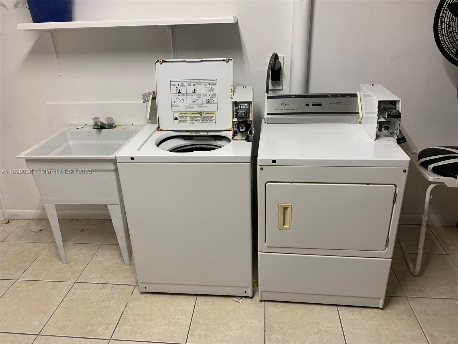 COLONIAL HOUSE CONDO - Residential Lease