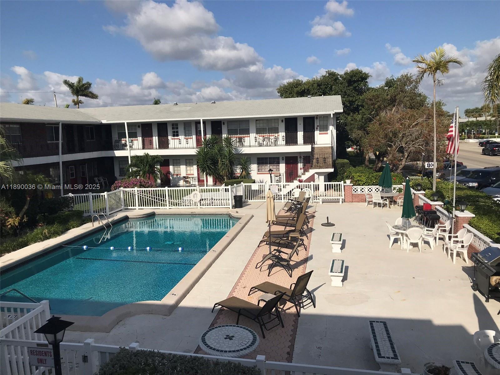 COLONIAL HOUSE CONDO - Residential Lease