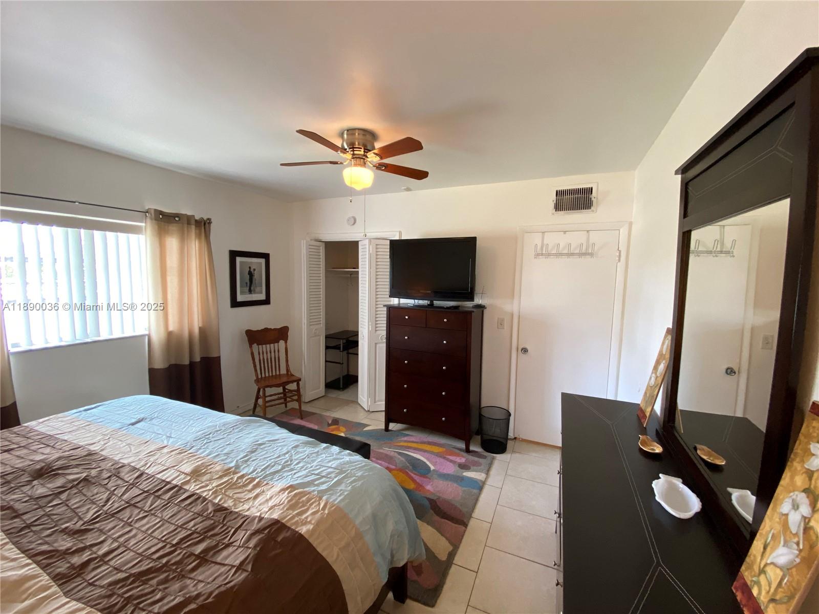 COLONIAL HOUSE CONDO - Residential Lease