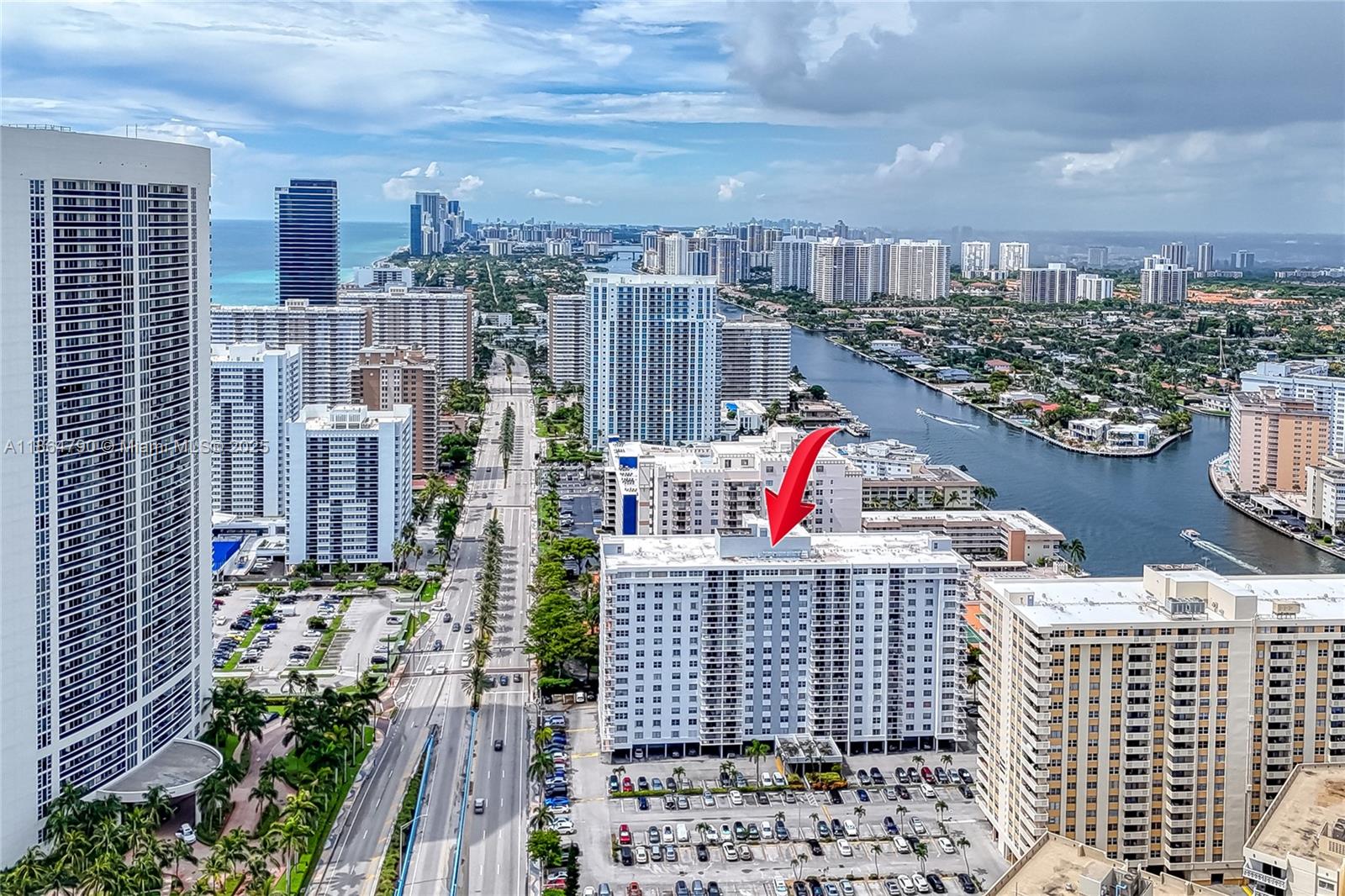 PLAZA TOWERS SOUTH CONDO - Residential