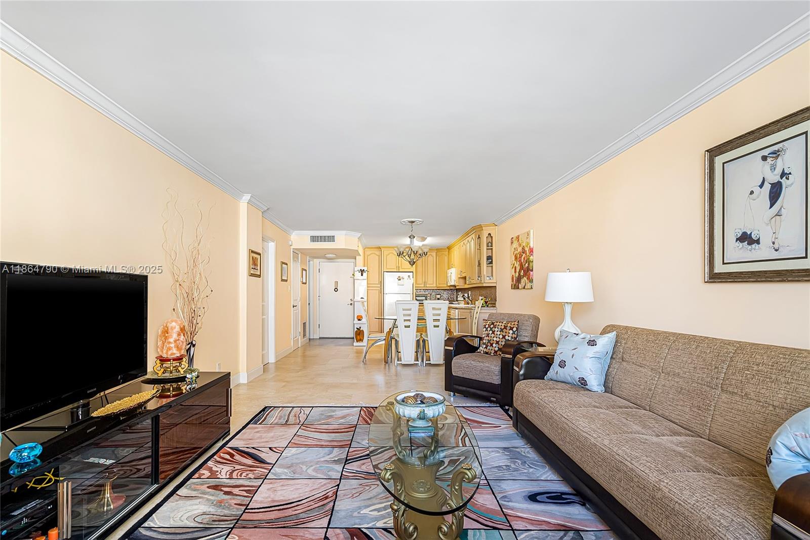 PLAZA TOWERS SOUTH CONDO - Residential