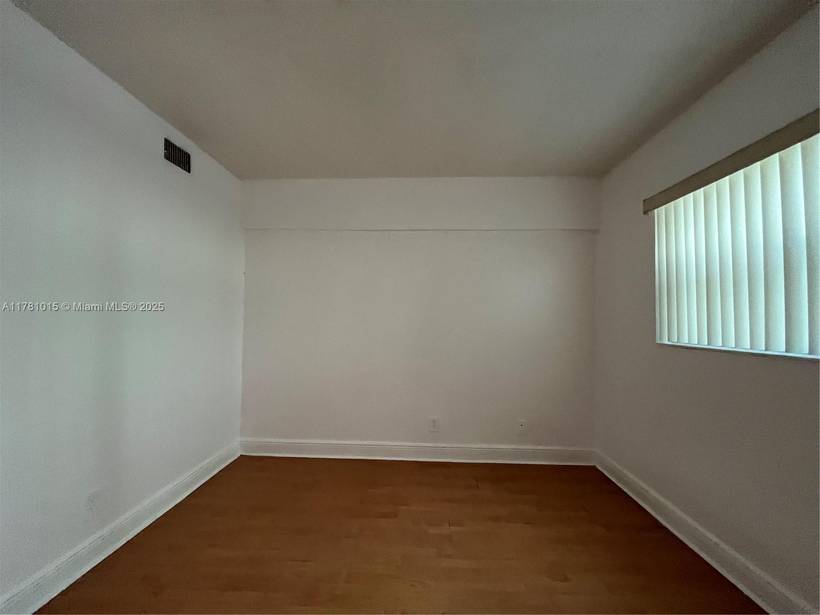 SILVER PALMS CONDO - Residential Lease