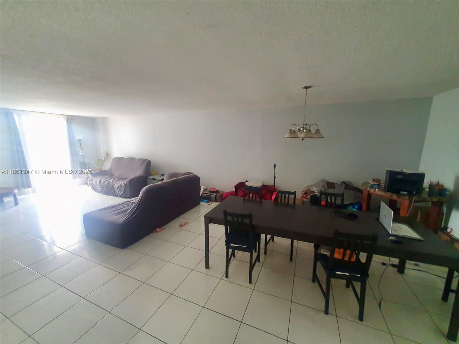 OXFORD TOWERS CONDO - Residential Lease