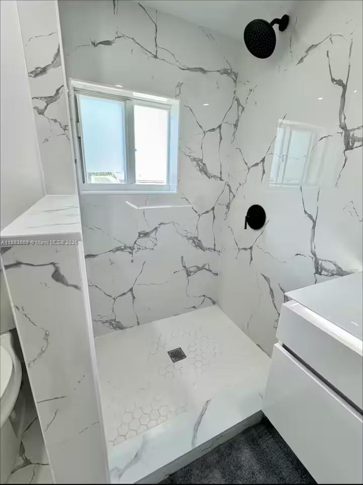 CLAIR LAKE - Residential