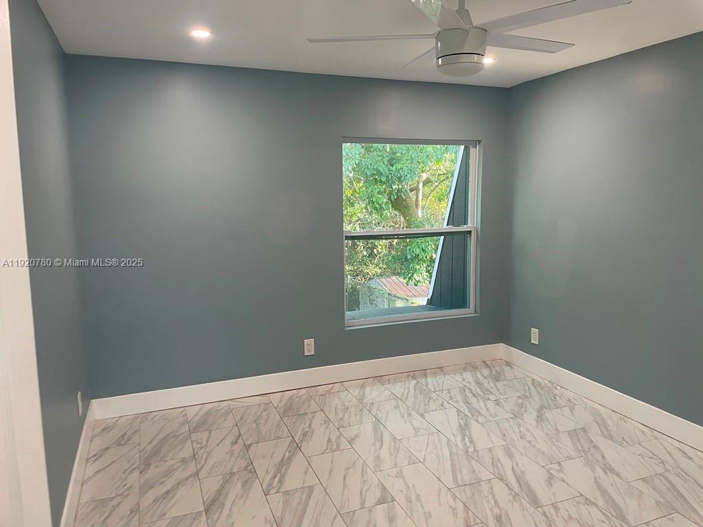 COCONUT CREEK 10TH SEC - Residential Lease