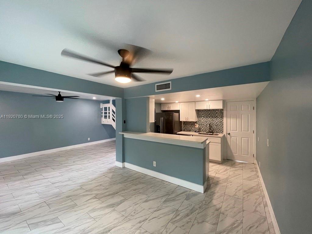 COCONUT CREEK 10TH SEC - Residential Lease