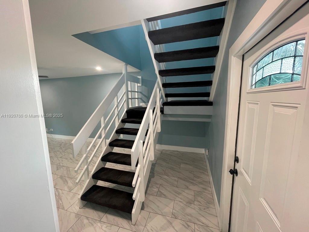 COCONUT CREEK 10TH SEC - Residential Lease