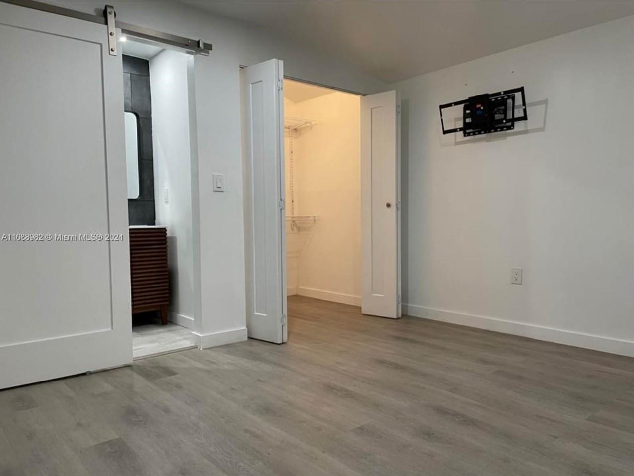 OAKLAWN SUB - Residential Lease