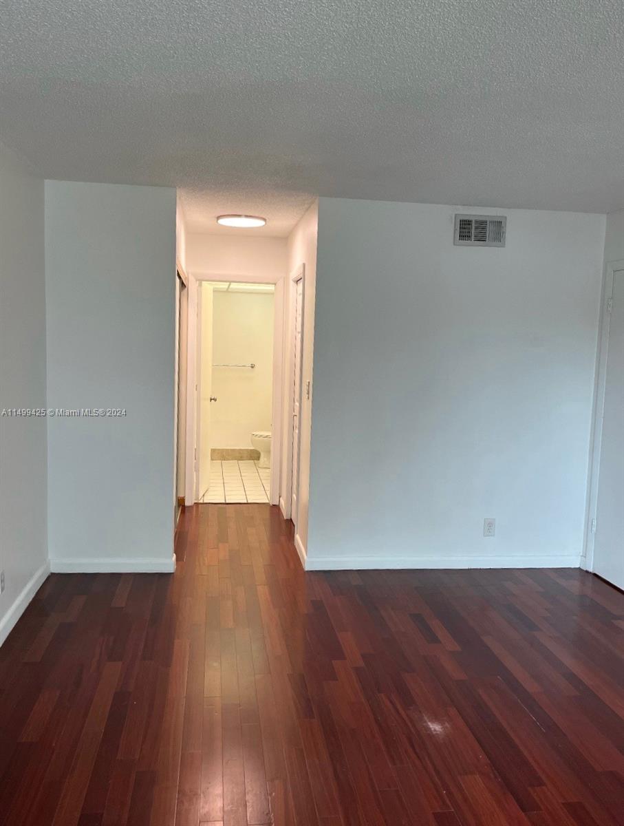 Racquet Club - Residential