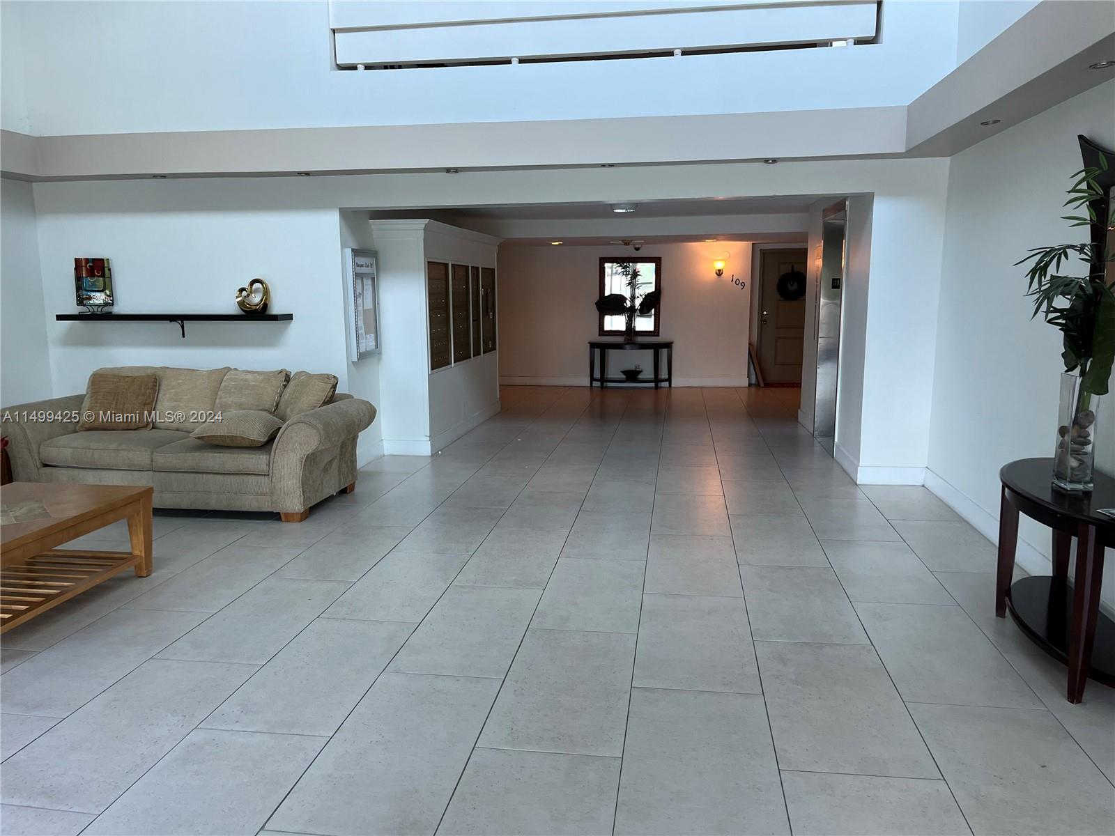 Racquet Club - Residential