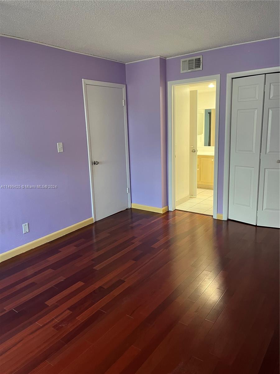 Racquet Club - Residential
