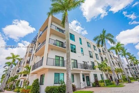 4725 Nw 85th Ave 32, Doral, Miami-Dade County, Florida - 3 Bedrooms  
2 Bathrooms - 