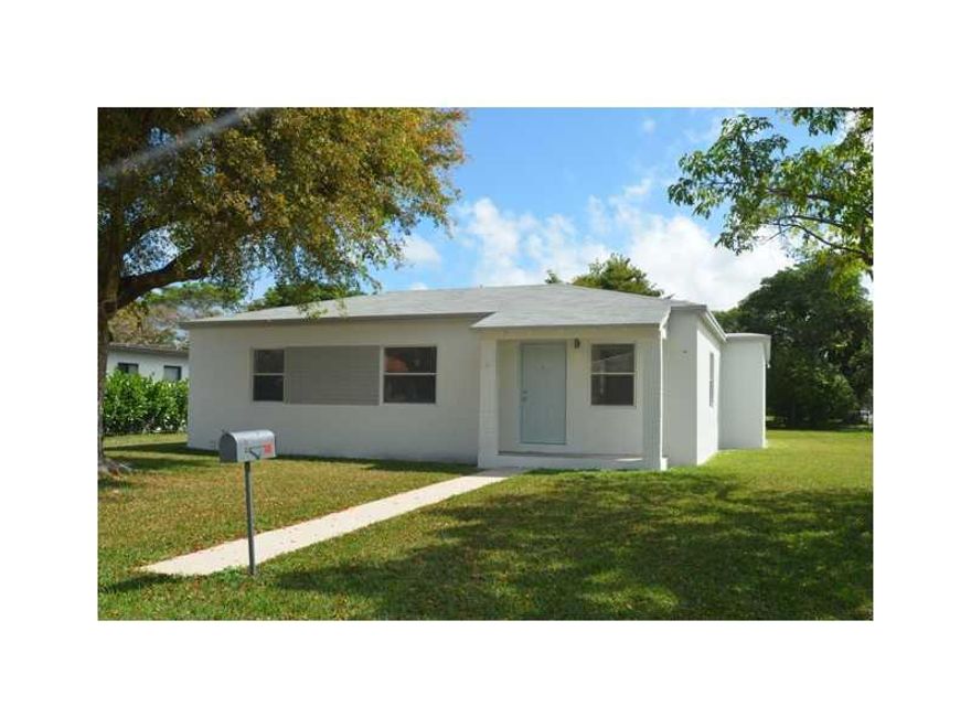 Great corner lot 11,680 sq ft with frontage on both 45th St & 67th Ave. Freshly painted inside/outside. Brand new roof w/a 10yr warranty; new central A/C; upgraded electrical panel w/new copper wiring; new bathroom fixtures. Upgraded kitchen w/wood cabine ts/pantry, granite countertop. Beautiful newly polished terrazzo floor throughout w/new baseboards. Ample parking space. Huge backyard. Great location near UM, downtown Coral Gables, Palmetto expressway,shopping centers & fine dining.