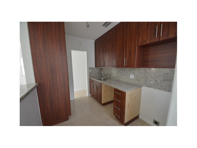 BIRD ROAD TERRACE - Residential