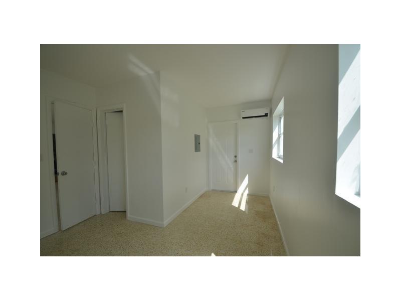 BIRD ROAD TERRACE - Residential