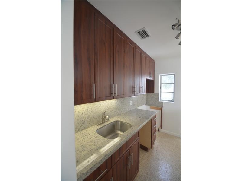 BIRD ROAD TERRACE - Residential