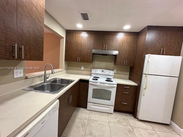 Rental Property at 2511 Nw 56th Ave 9-25, Lauderhill, Miami-Dade County, Florida - Bedrooms: 2 
Bathrooms: 2  - $2,000 MO.