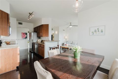 9021 SW 94th St 307 Miami FL 33176