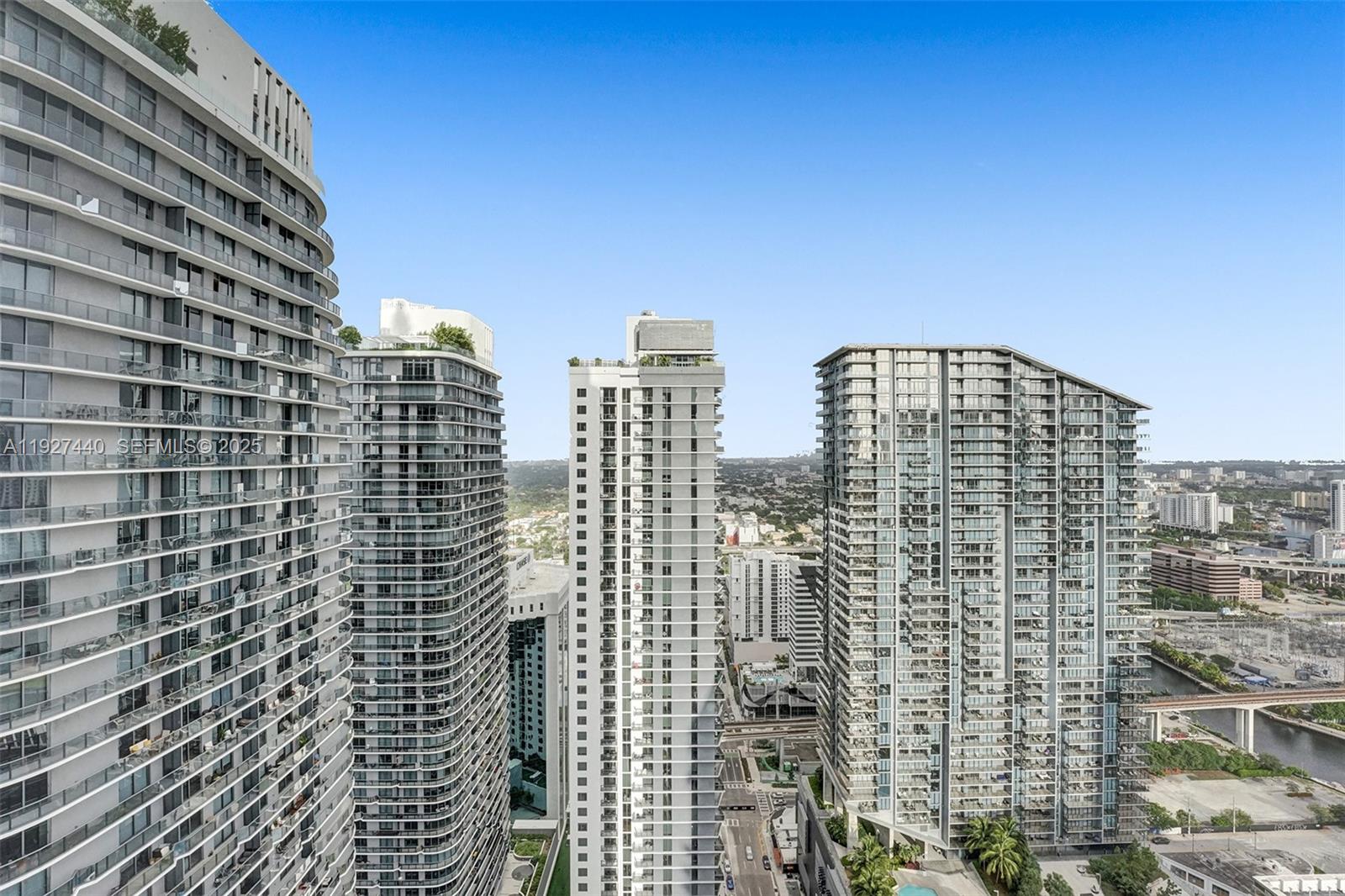 801 SMA RESIDENCES CONDO - Residential Lease