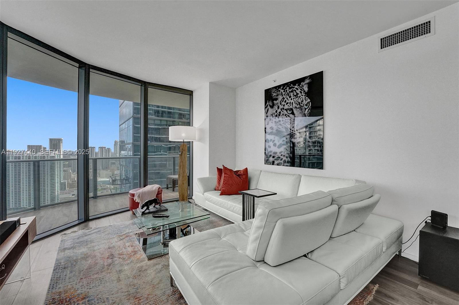 801 SMA RESIDENCES CONDO - Residential Lease