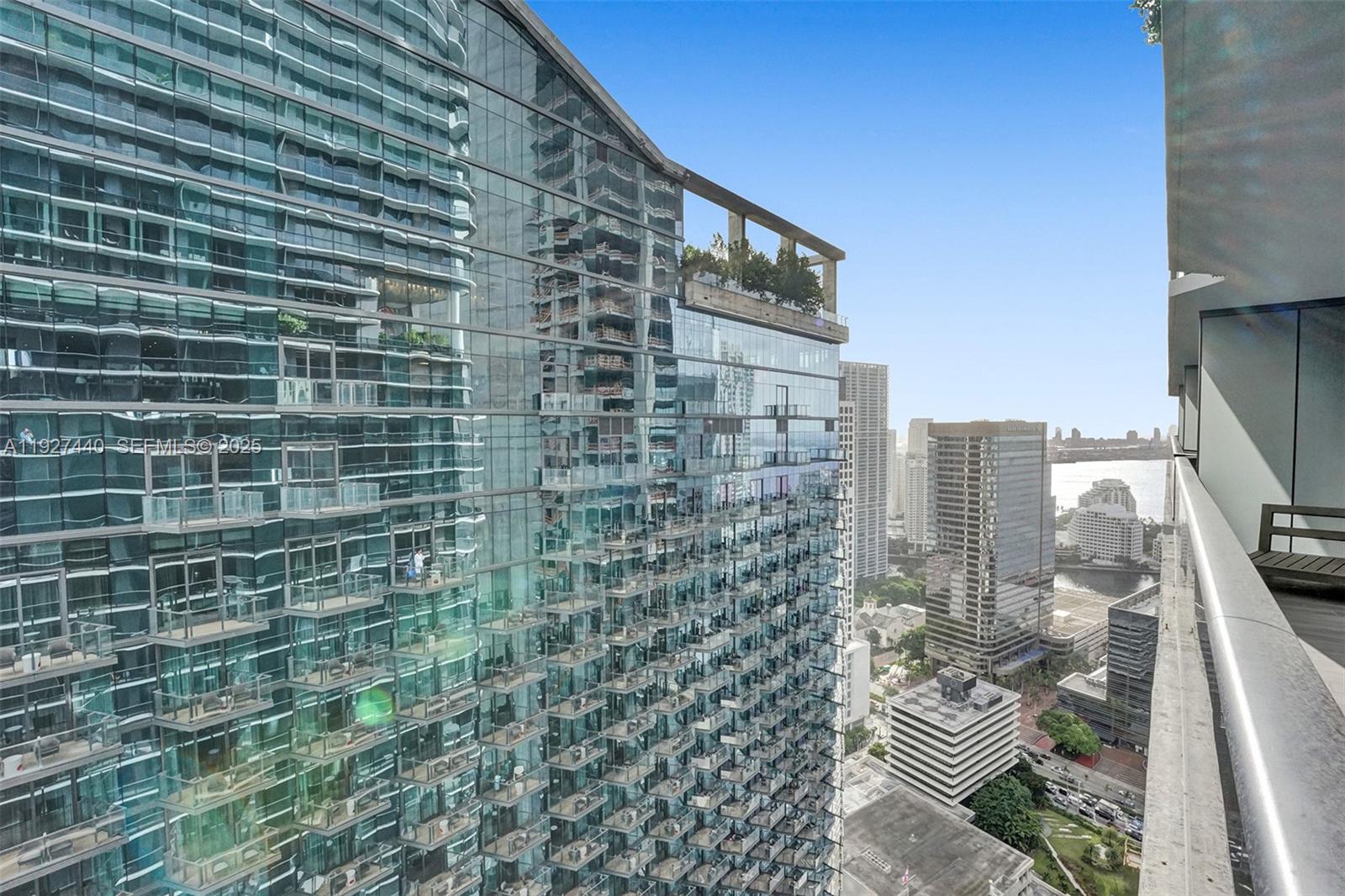 801 SMA RESIDENCES CONDO - Residential Lease