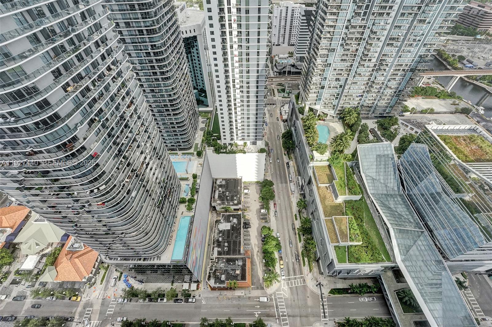 801 SMA RESIDENCES CONDO - Residential Lease