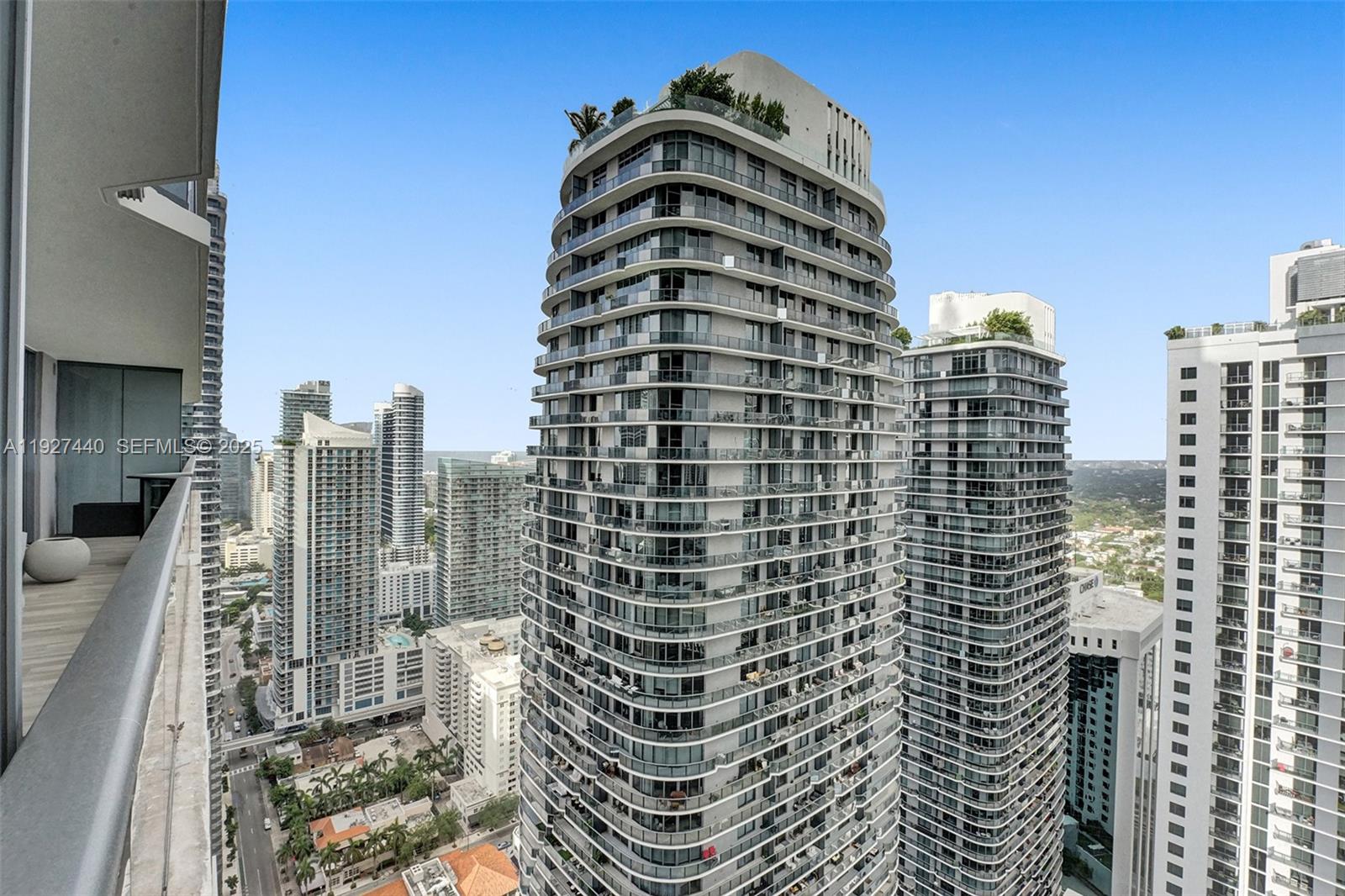 801 SMA RESIDENCES CONDO - Residential Lease