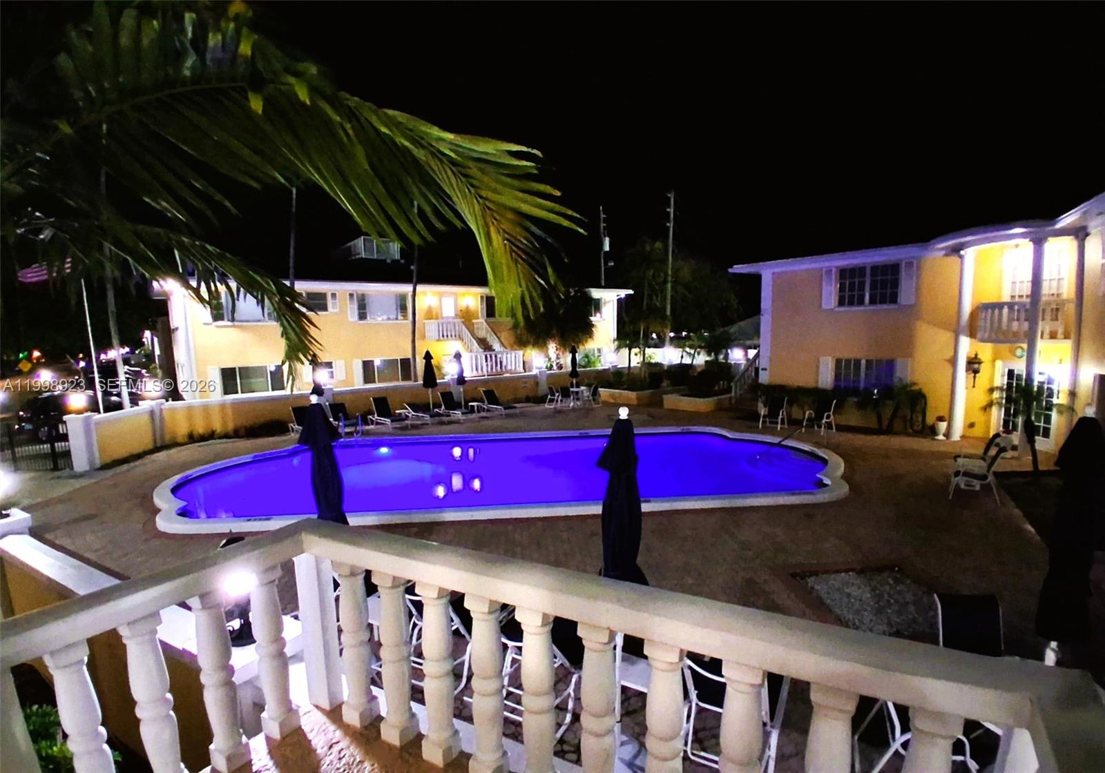 IMPERIAL POINT GARDENS CO - Residential Lease