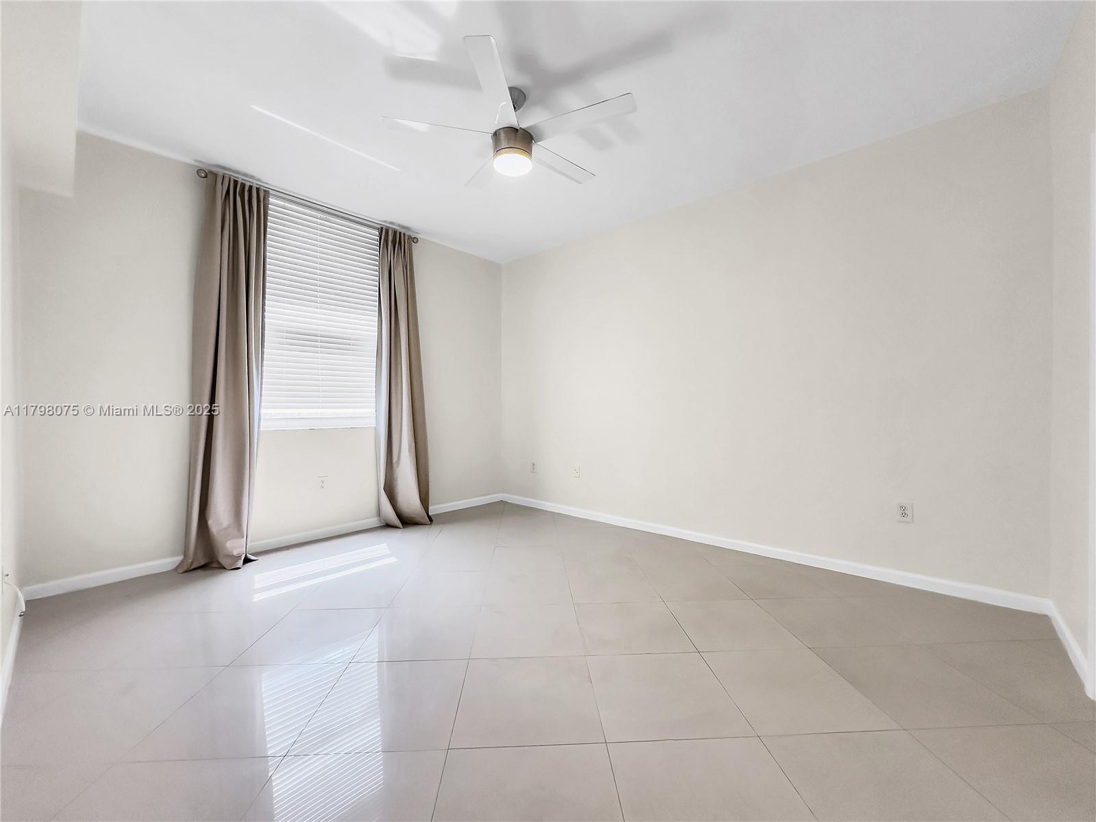 REGENT PARK CONDO - Residential