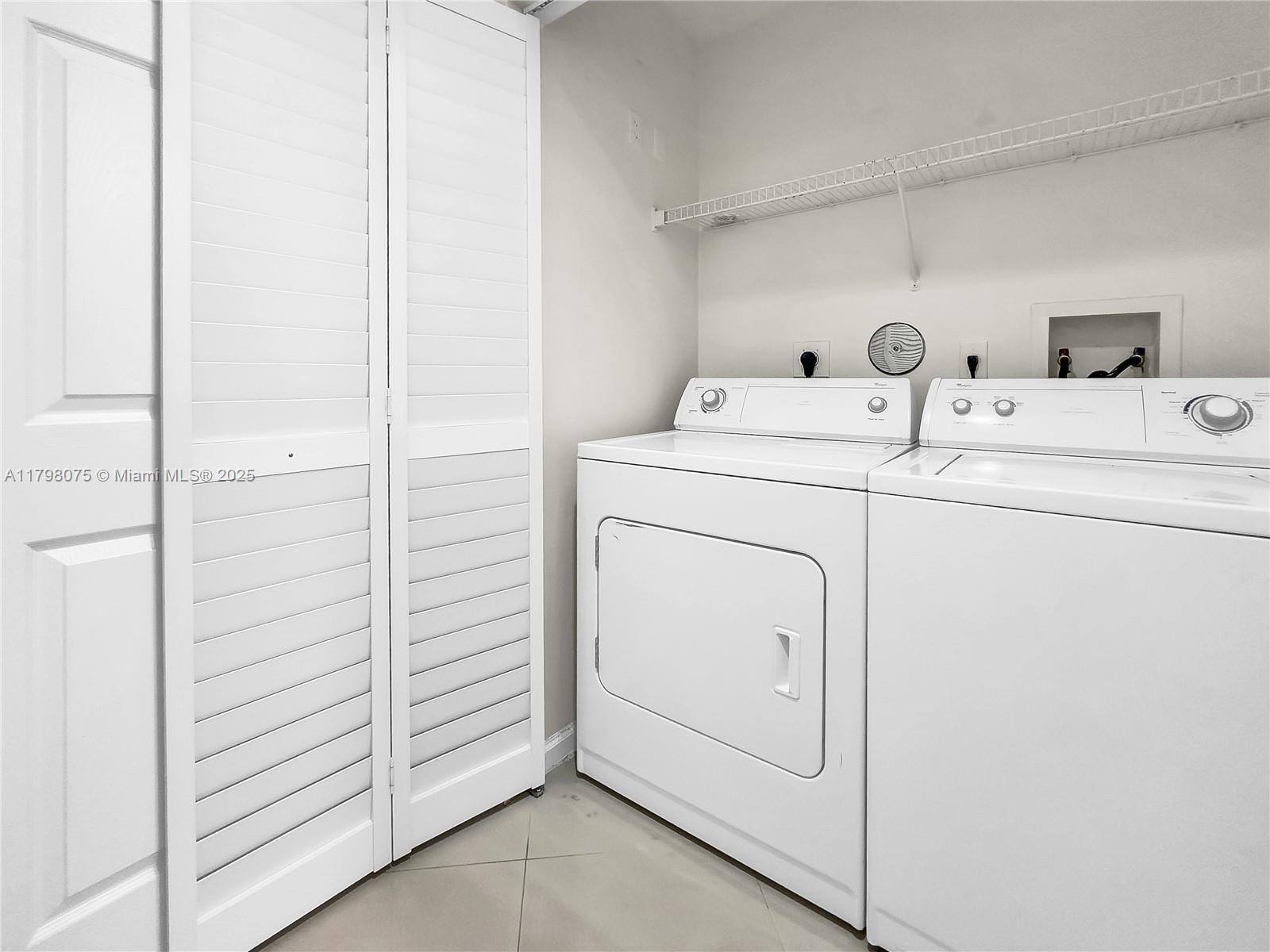 REGENT PARK CONDO - Residential