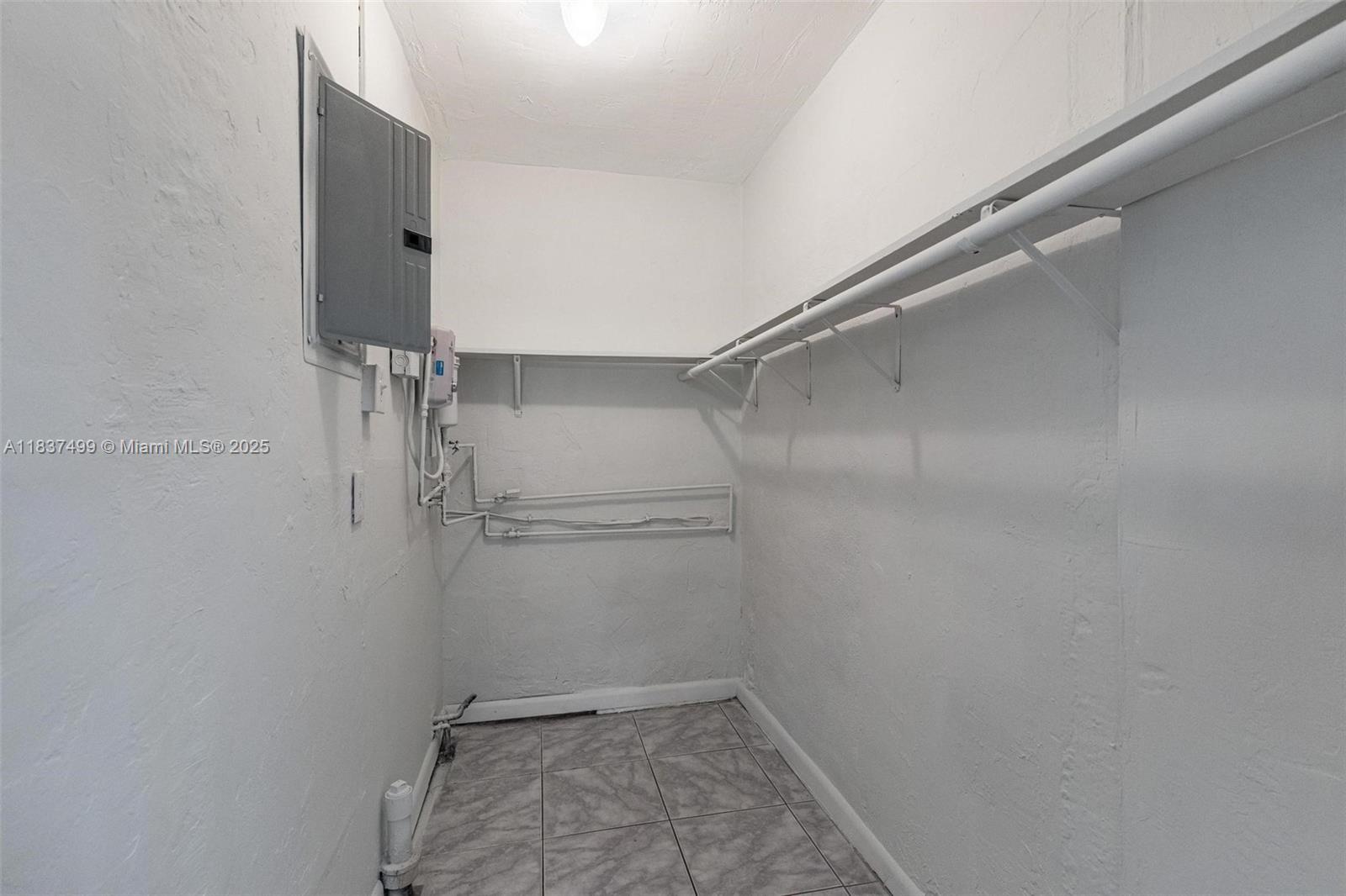 Oleander Heights - Residential