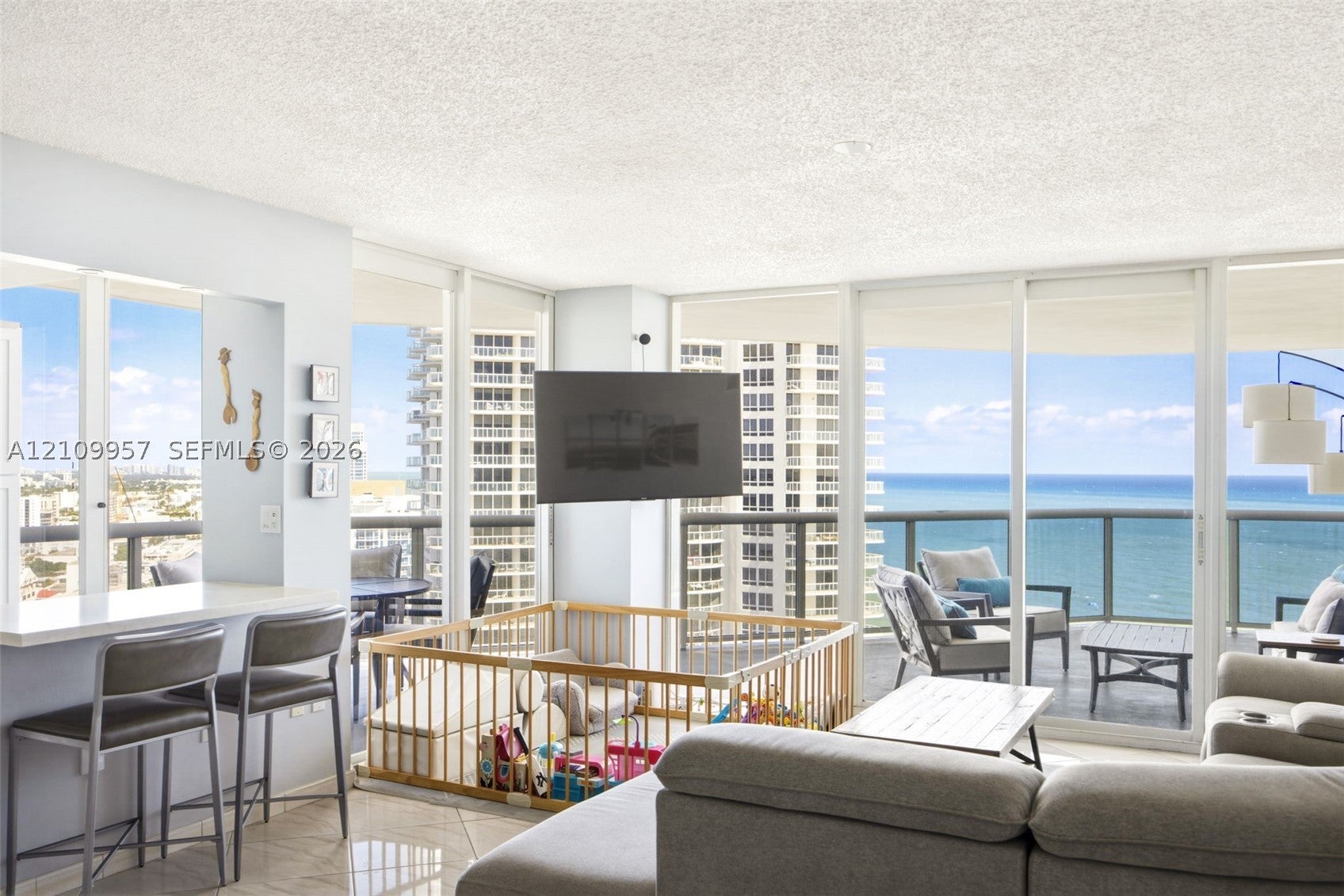 6301 Collins Ave 2908
