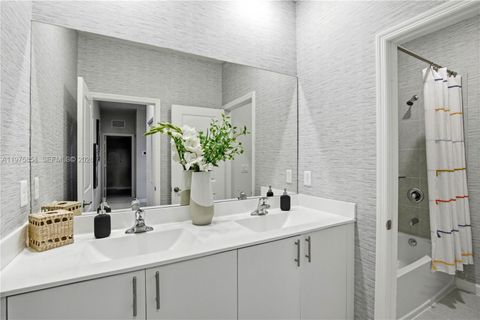 Tiny photo for 16122 SW 148th Ave, Miami, FL 33187 (MLS # A11975854)