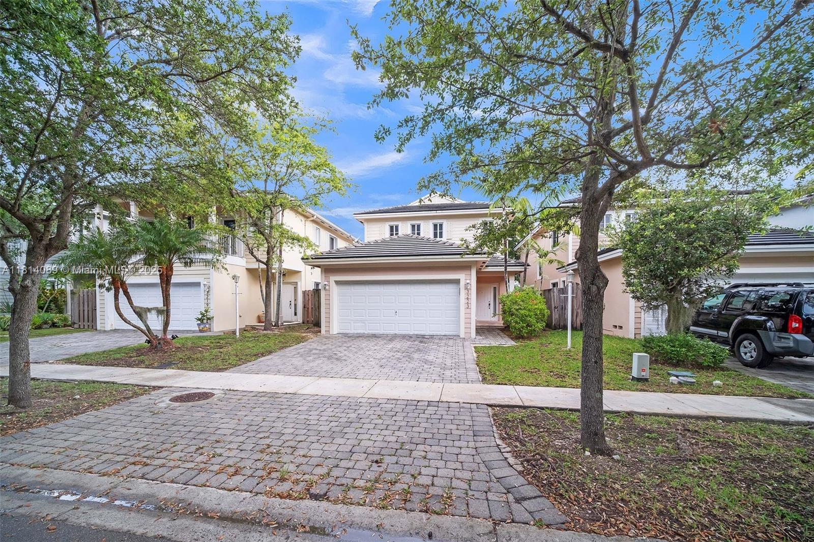 Photo 1 of 3223 Se 2nd Dr, Homestead, Florida, $572,000, Web #: 11814089