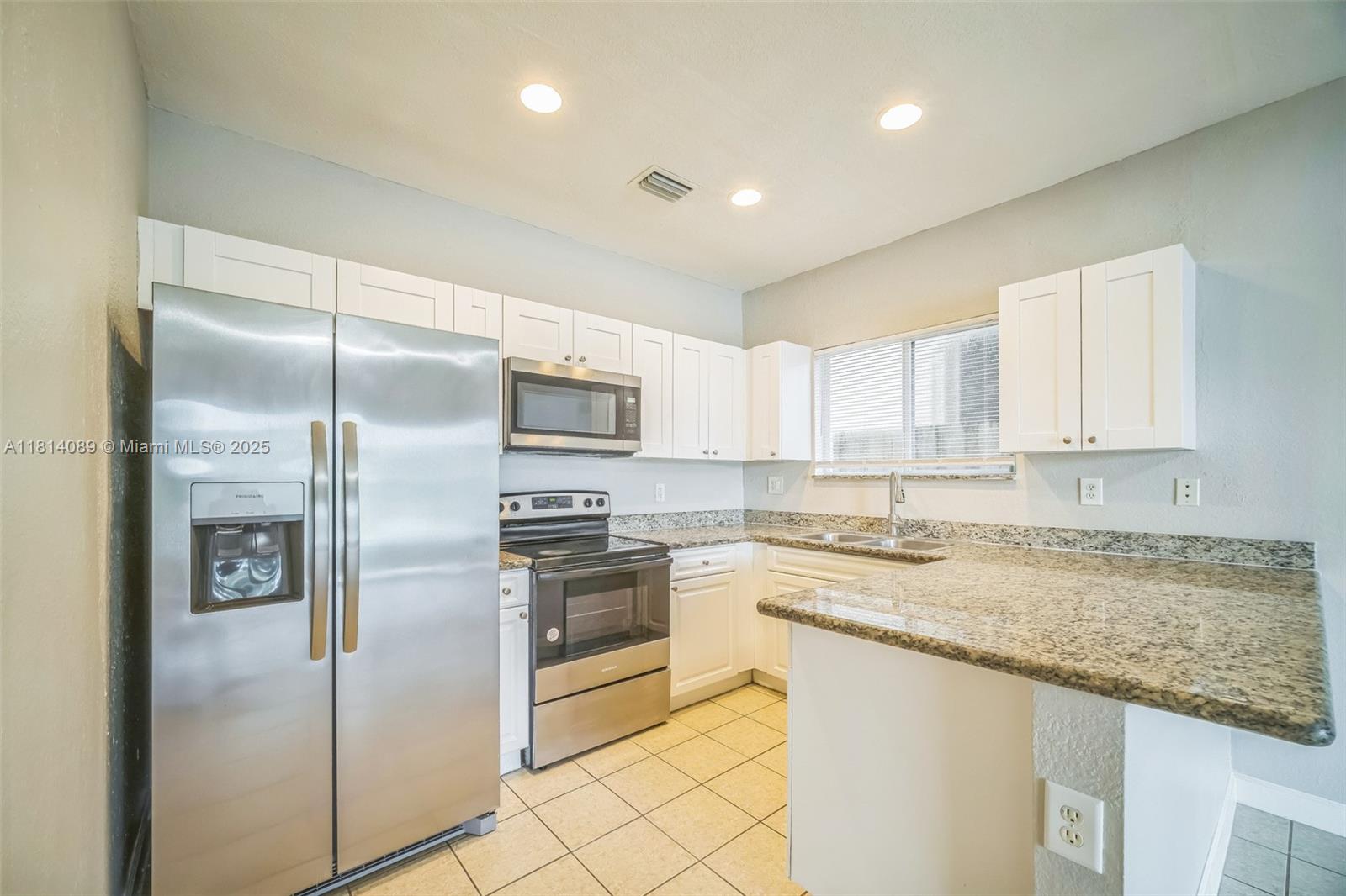 FERNANDOS PLACE - Residential