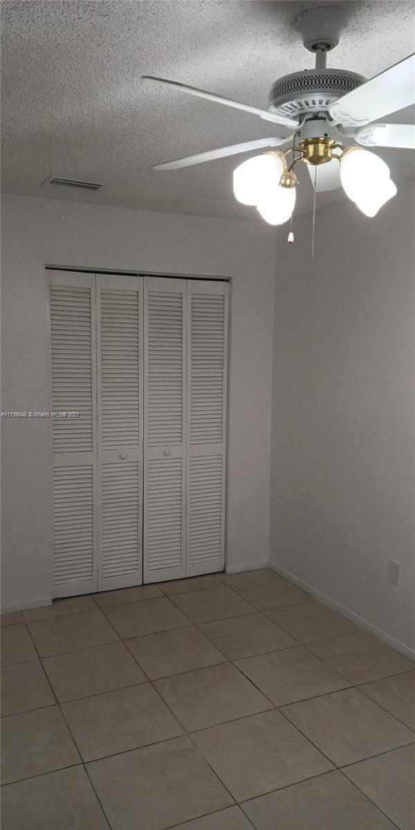 EVERGREEN HOMES VILLAS - Residential Lease