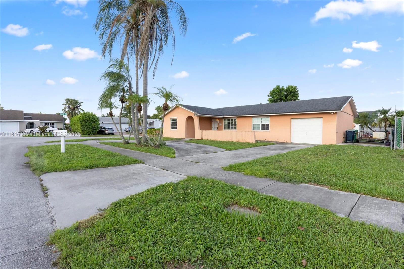 4211 SW 135th Ave