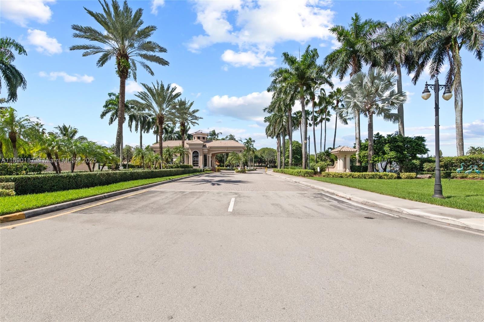 SILVER SHORES (PARCELS H - Residential