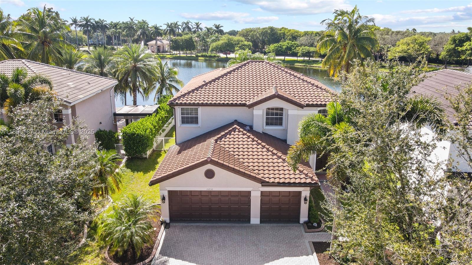 SILVER SHORES (PARCELS H - Residential