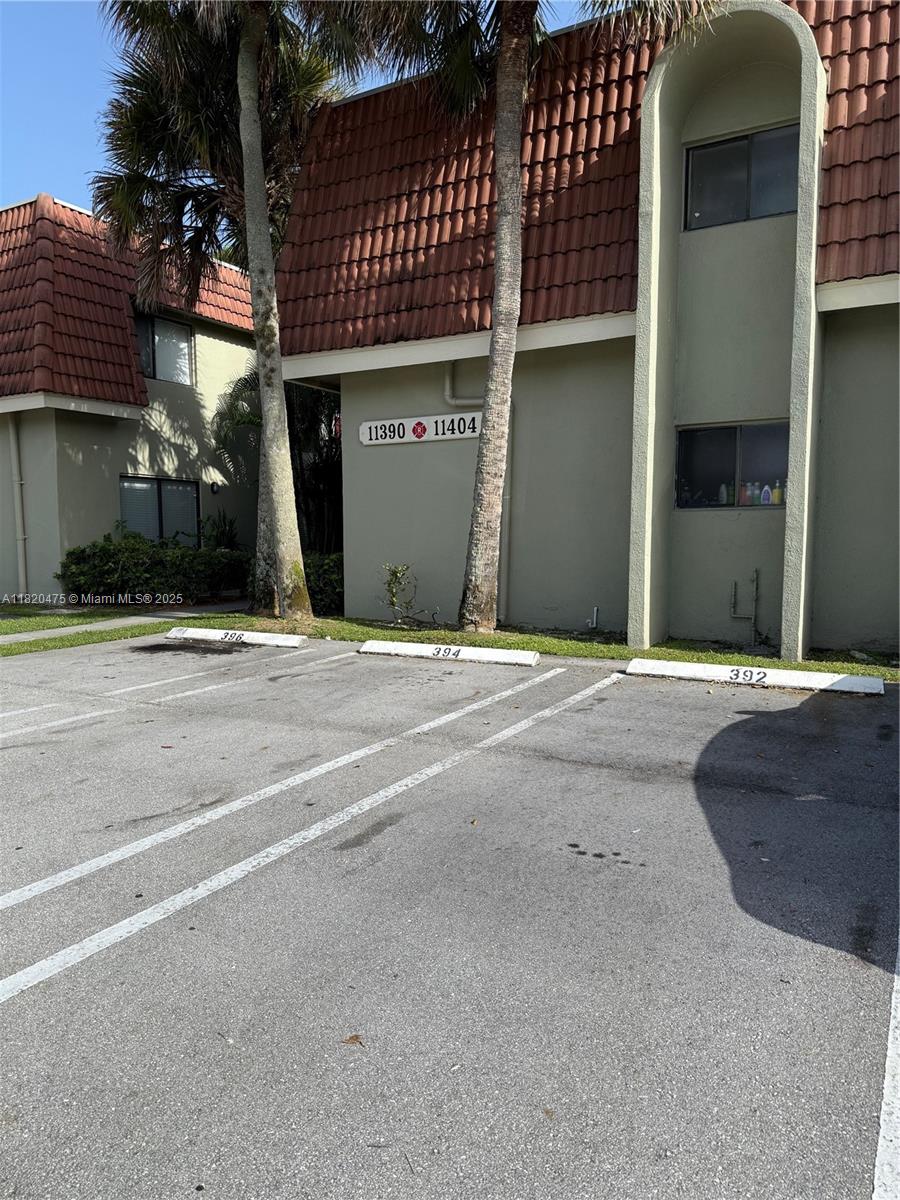 11392 Royal Palm Blvd 11392