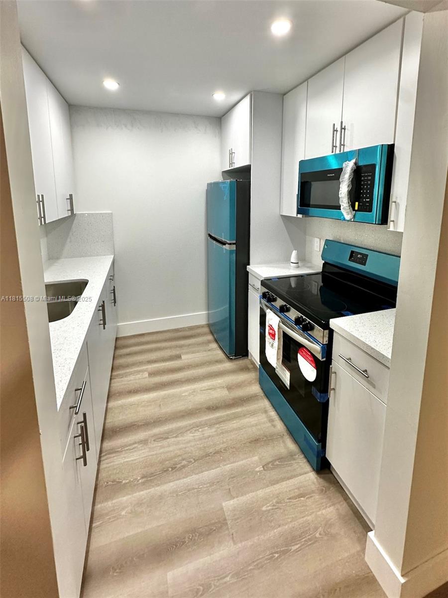 150 Sw 134th Way 206R, Pembroke Pines, Miami-Dade County, Florida - 1 Bedrooms  
2 Bathrooms - 