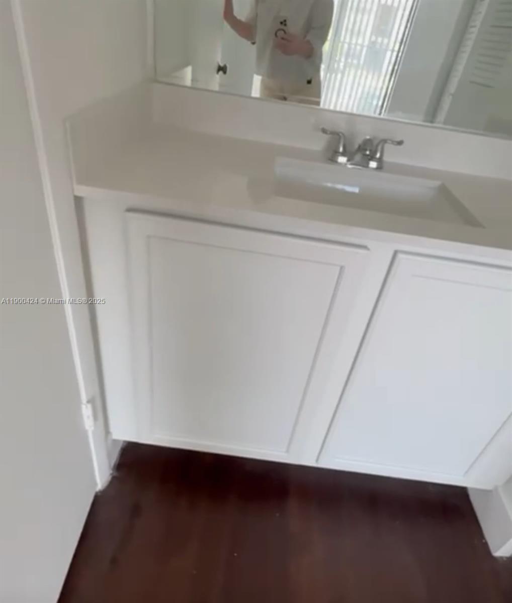 CLEAR LAKE CLUB CONDO - Residential Lease