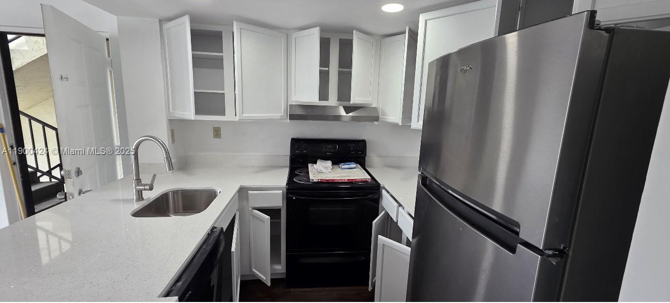 CLEAR LAKE CLUB CONDO - Residential Lease